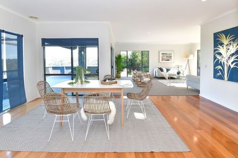 Photo of property in 80 Kittiwake Drive, Schnapper Rock, Auckland, 0632