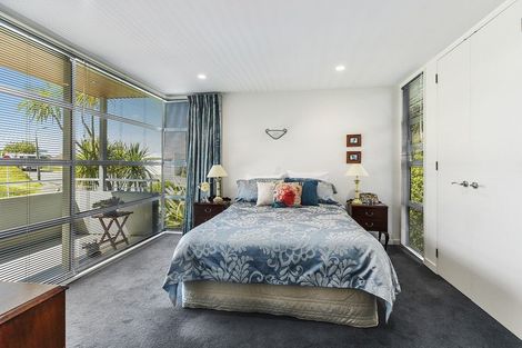 Photo of property in 123a Nevay Road, Miramar, Wellington, 6022