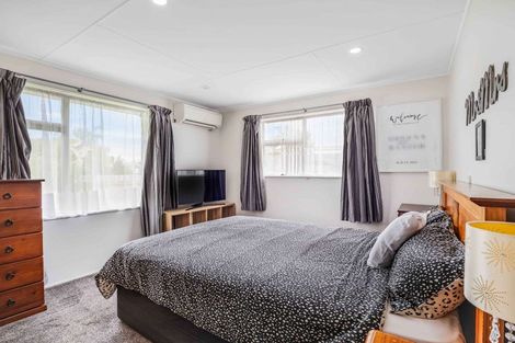 Photo of property in 11 Marybank Mews, Highbury, Palmerston North, 4412