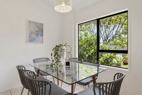 Photo of property in 1/4 Braund Place, Glenfield, Auckland, 0629