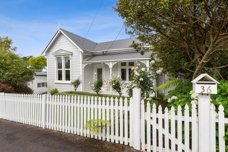 Photo of property in 36 Belt Road, Moturoa, New Plymouth, 4310