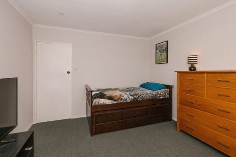 Photo of property in 2 Carey Street, Longburn, Palmerston North, 4412