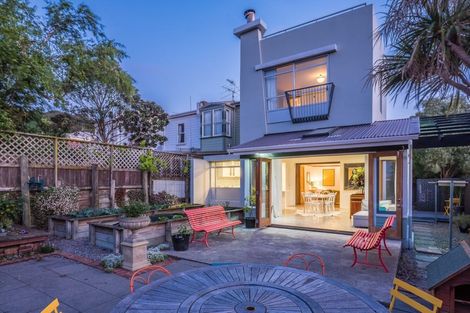 Photo of property in 25 Roy Street, Newtown, Wellington, 6021