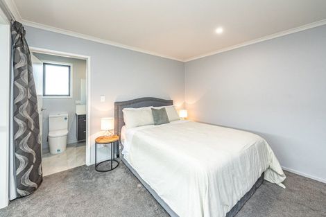 Photo of property in 23 Golf Vue Place, Castlecliff, Whanganui, 4501