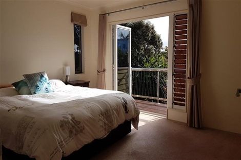 Photo of property in 7b Cliff Road, Torbay, Auckland, 0630