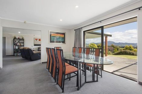 Photo of property in 215 Ongare Point Road, Tahawai, 3170