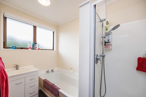 Photo of property in 1b John F Kennedy Drive, Milson, Palmerston North, 4414