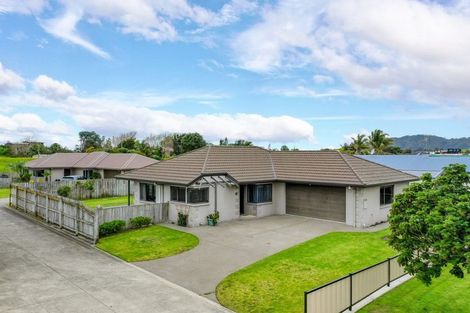 Photo of property in 15 Bunyan Road, Coastlands, Whakatane, 3120