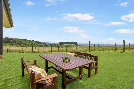 Photo of property in 807 Ponga Road, Opaheke, Papakura, 2584