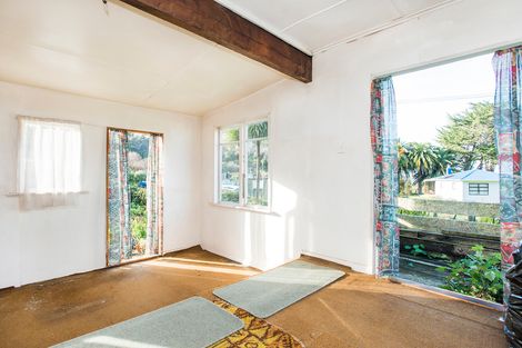 Photo of property in 7 Parua Street, Tokomaru Bay, 4079