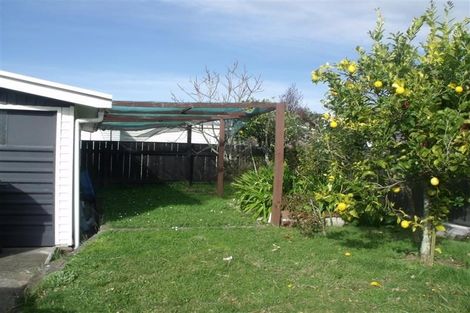 Photo of property in 1 James Cook Street, Havelock North, 4130