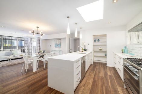 Photo of property in 33 Reginald Street, Burwood, Christchurch, 8083