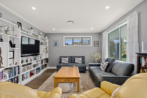 Photo of property in 38 Westminster Glen, Matakana, Warkworth, 0985