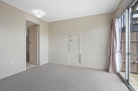 Photo of property in 25 Keegan Drive, Massey, Auckland, 0614