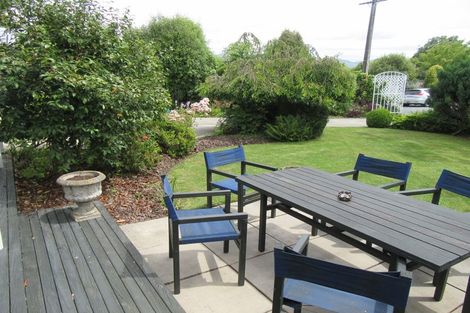Photo of property in 17 Churchill Place, Waimate, 7924
