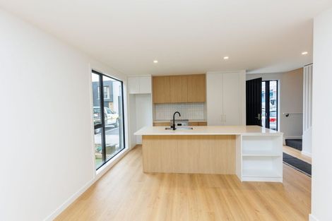 Photo of property in 18/10 Trieste Way, Paraparaumu, 5032