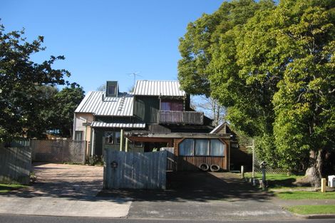 Photo of property in 31 Seaward Place, Wattle Downs, Auckland, 2103