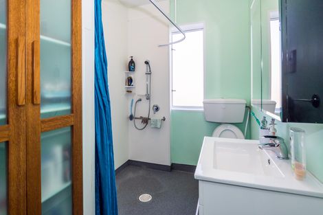 Photo of property in 76 North Street, Timaru, 7910