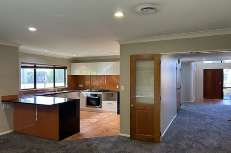 Photo of property in 12 Waterhouse Drive, Brooklyn, Wellington, 6021