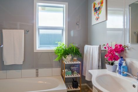 Photo of property in 12 Tunui Place, Whakatane, 3120