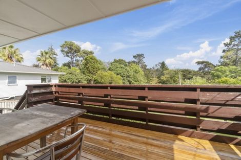Photo of property in 93 Sabulite Road, Kelston, Auckland, 0602