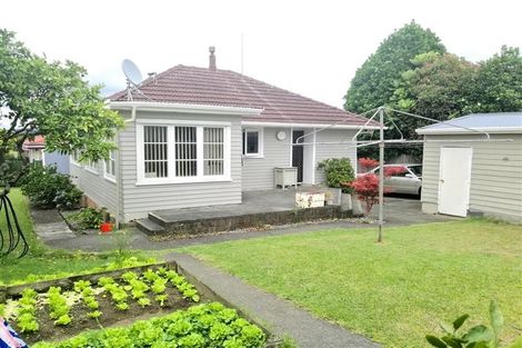 Photo of property in 1/11 Strid Road, Te Atatu South, Auckland, 0610