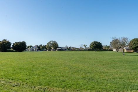 Photo of property in 48 Mears Road, St Andrews, Hamilton, 3200