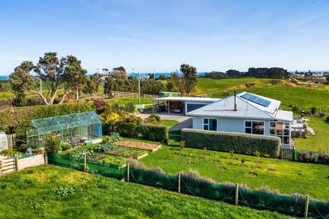 Photo of property in 3624 Eltham Road, Opunake, 4682