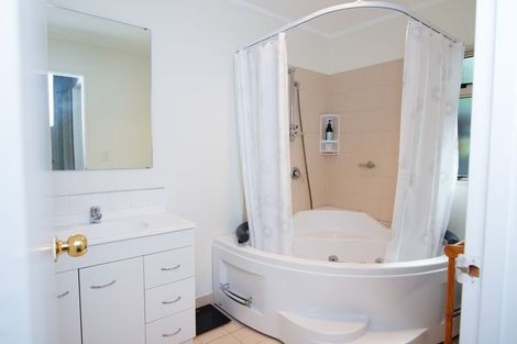 Photo of property in 35 O'neil Road, Kaukapakapa, 0873