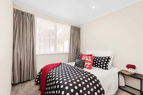 Photo of property in 48b Queens Grove, Hutt Central, Lower Hutt, 5010