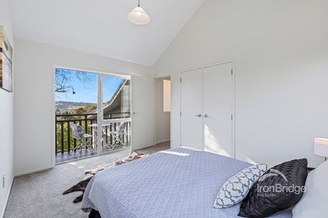 Photo of property in 10 Louise Place, Browns Bay, Auckland, 0630