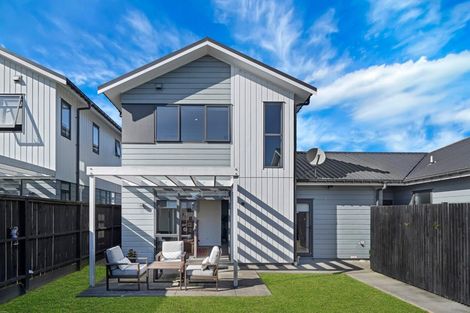 Photo of property in 12 Hoiho Road, Pukekohe, 2120