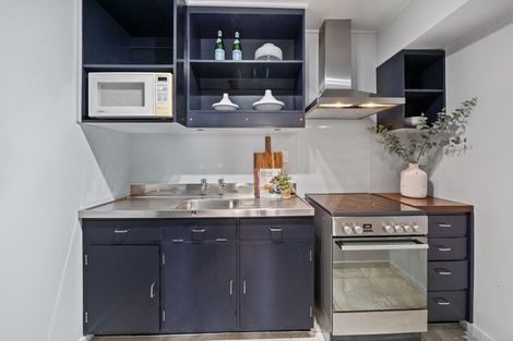 Photo of property in Embassy Court, 72 Brougham Street, Mount Victoria, Wellington, 6011