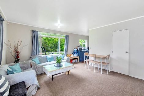 Photo of property in 15 Universal Drive, Henderson, Auckland, 0610
