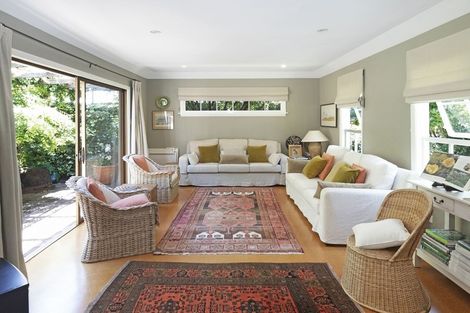 Photo of property in 87 Avonhead Road, Avonhead, Christchurch, 8042