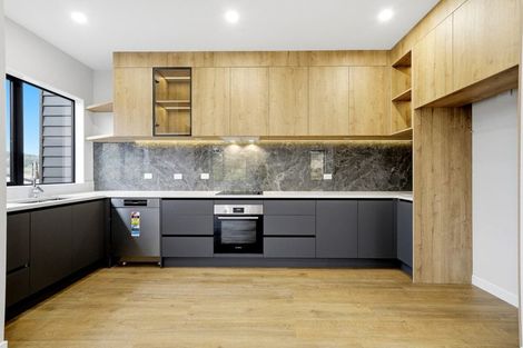 Photo of property in 10 Harakeke Lane, Orewa, 0931