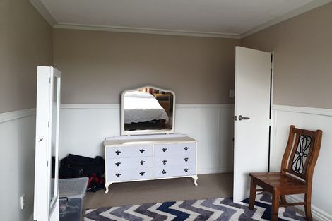 Photo of property in 15 Chew Place, Ranui, Porirua, 5024