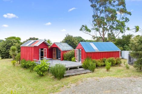 Photo of property in 39 Ngatoto Road, Tinopai, Matakohe, 0593