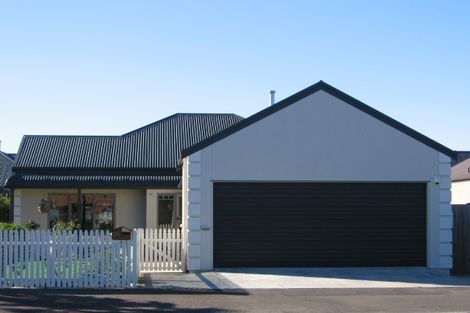 Photo of property in 29 Pirie Street, Palmerston North, 4410