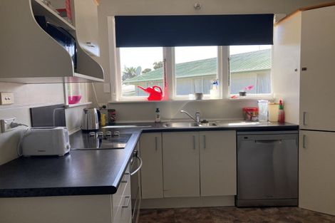 Photo of property in 178 Cracroft Street, Waitara, 4320