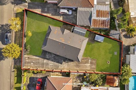 Photo of property in 5 Tabitha Crescent, Henderson, Auckland, 0612