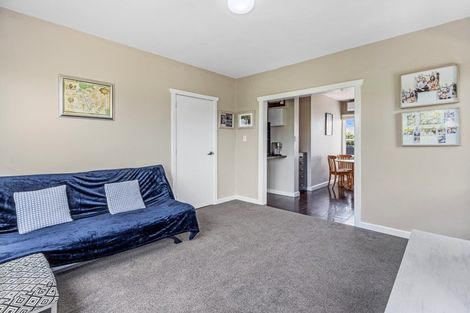 Photo of property in 1/89 Aorangi Road, Bryndwr, Christchurch, 8053