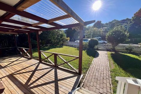 Photo of property in 1 John Webster Place, Glen Eden, Auckland, 0602