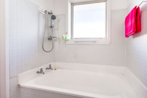 Photo of property in 1/2 Kidbrooke Street, Bromley, Christchurch, 8062