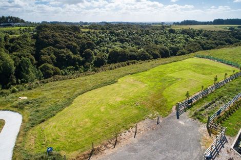 Photo of property in 15 Chatfield Lane, Aokautere, Palmerston North, 4471