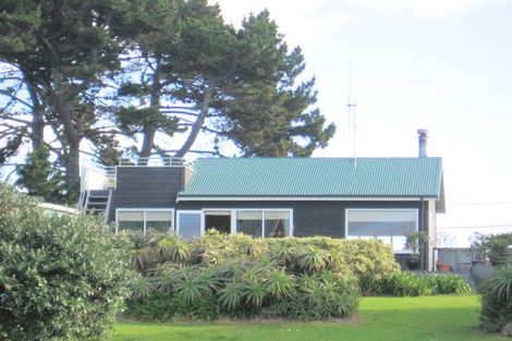 Photo of property in 78 Marine Parade, Mount Maunganui, 3116