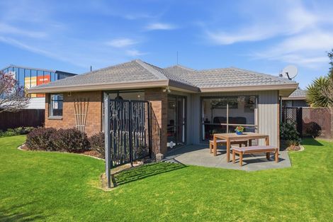 Photo of property in 26 Takaro Avenue, Sockburn, Christchurch, 8042
