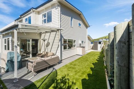 Photo of property in 29 Bickerton Rise, Churton Park, Wellington, 6037