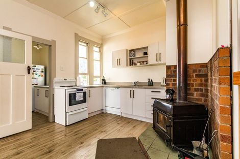 Photo of property in 21 Arthur Street, Winton, 9720