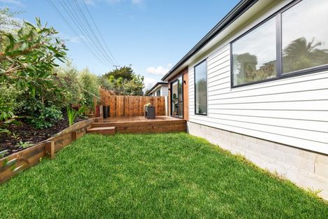 Photo of property in 2b Marina Road, Torbay, Auckland, 0630